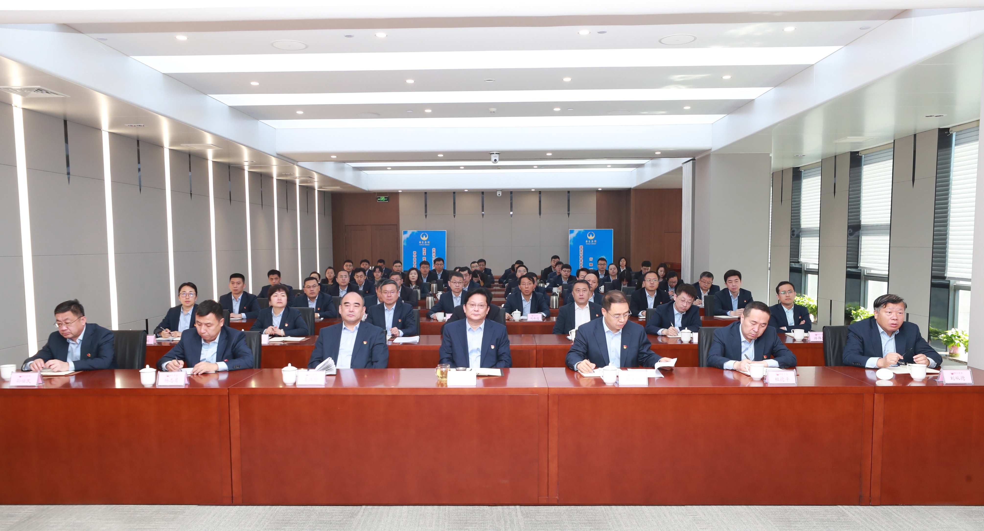 沂蒙精神等黨史和紅色文化宣講走進華魯集團-1 沂蒙精神等黨史和紅色文化宣講走進華魯集團-1.jpg