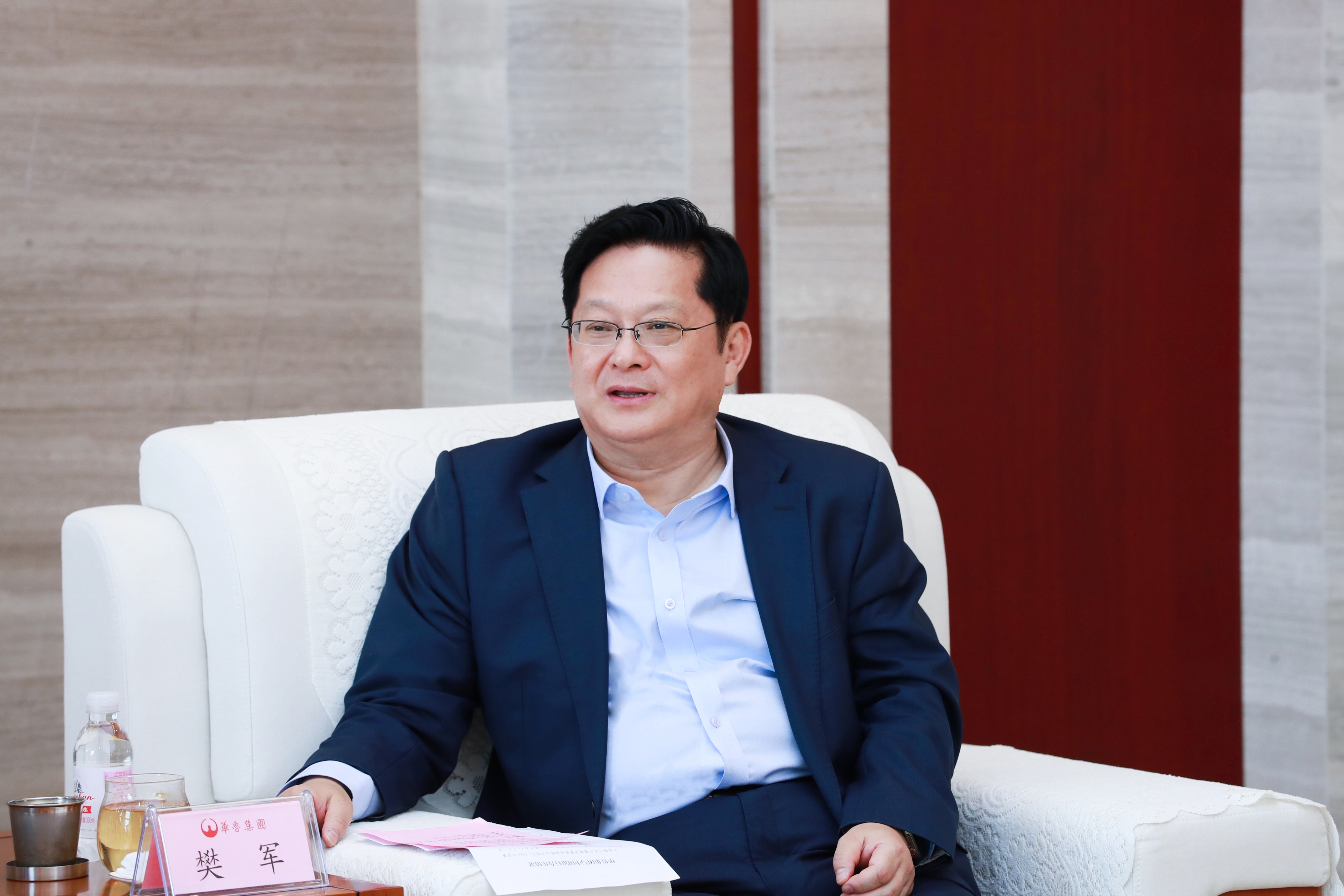 AH4I5920_2231245555-rp3607845852 AH4I5920_2231245555-rp3607845852.jpg